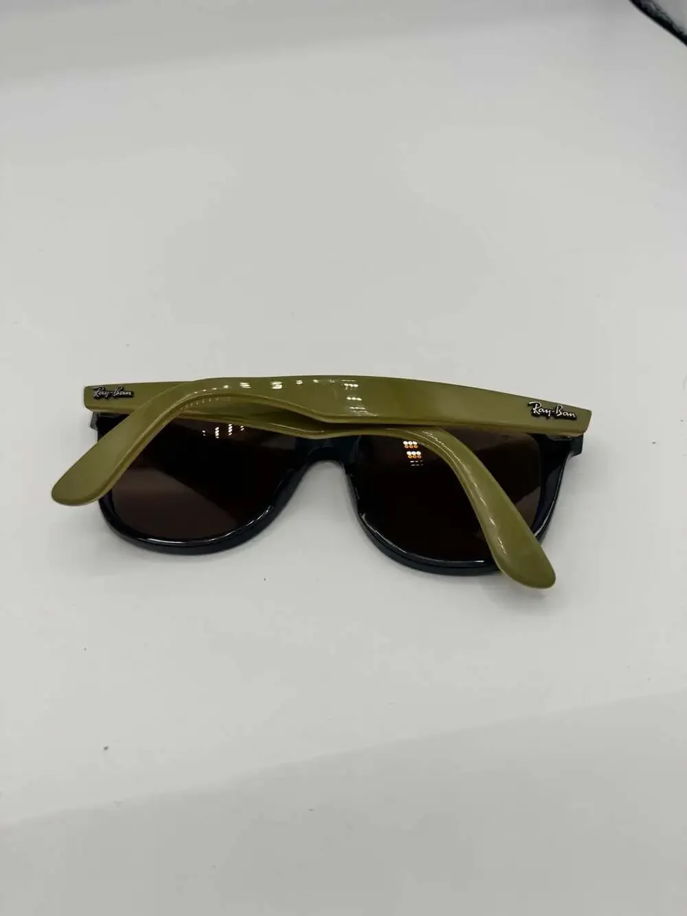Ray-Ban  Wayfarer Classic Sunglasses in  Black &Yellow Classic (52-22) - RB2140F